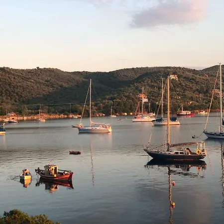 Blue Bay Milina